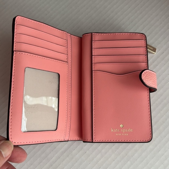 Kate Spade Leila Pebbled Leather Small Bucket Bag and Wallet Set Coral Pink - Picture 2 of 8